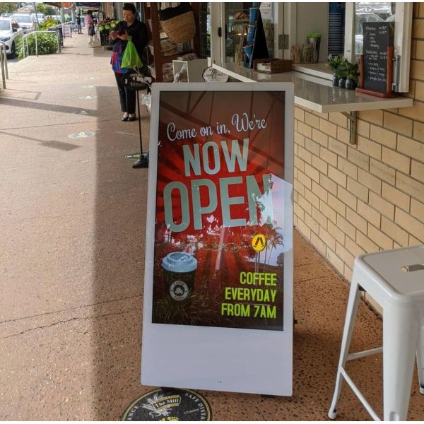 Piso al aire libre de 55 pulgadas que coloca la publicidad video al aire libre de la señalización del LCD Digital