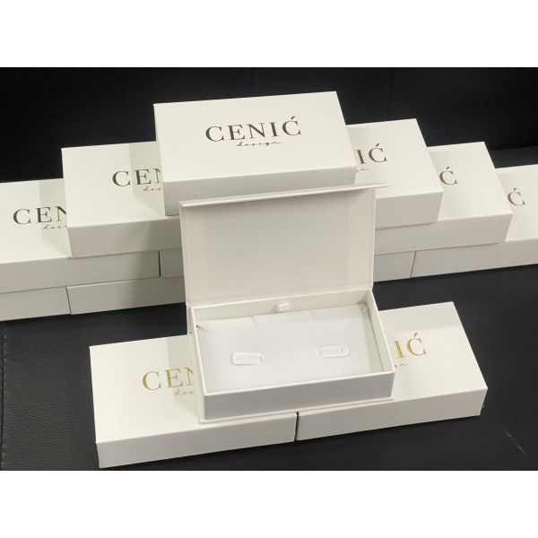 Customized White Paper Magnet Necklace Box