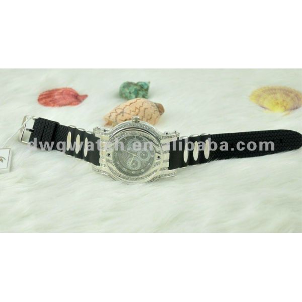 Дозор людей тазобедренного хмеля роскошный с стороной дозора Блинг Блинг