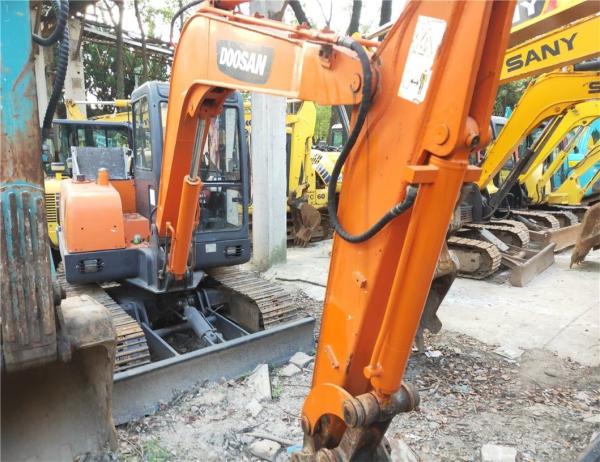                  Original South Korea Manufactured Used Mini Excavator Doosan Dh55-7 Hot Sale, Secondhand Hydraulic Crawler Digger Doosan Dh60 Dh55 on Sale             