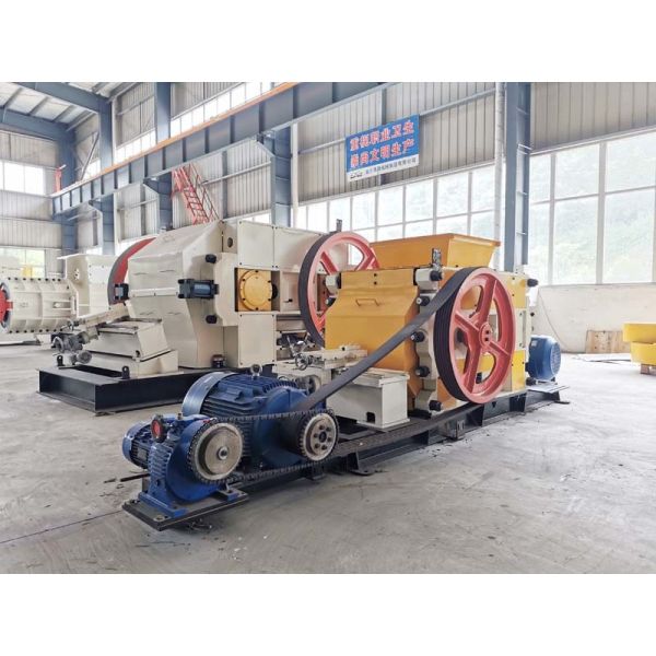 Automatic Roller Crusher Machine | Clay Stone Grinder for Brick Making Industry