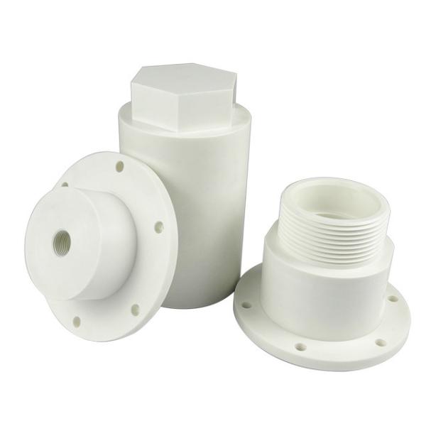 Spécialisée dans la fabrication sur mesure de pièces en aluminium et en plastique par usinage CNC.