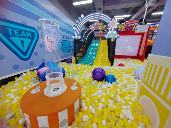Shopping Mall Play Zone Must Have Ball Pool Equipment For Indoor Playgrounds