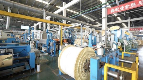 Línea de extrusión de un solo paso para la producción de hilos fotovoltaicos  200 m/min