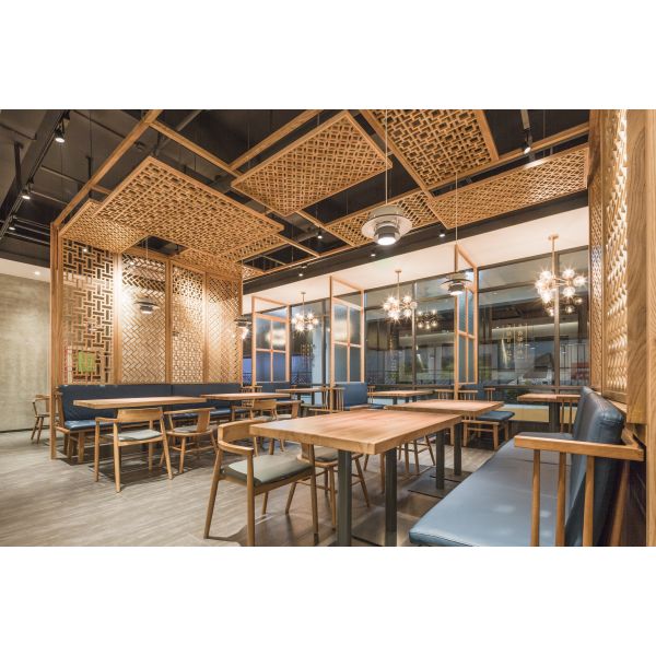 Commercial Solid Wood Restaurant Table And Chair Sets Dining Furniture