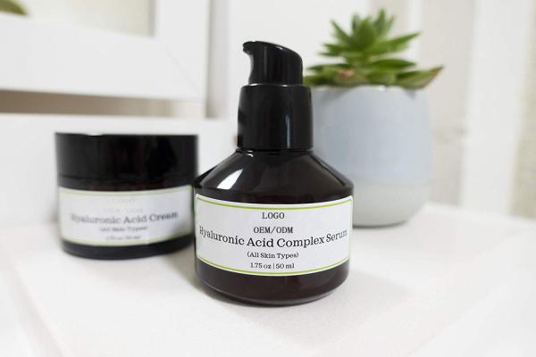 Hyaluronic Acid Pure Anti Aging Serum For Plump , Moisturize And Tighten Skin
