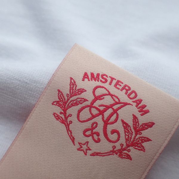 Clothing Embroidery Badge Fashion Design Clothing Durable Color Woven Fabric Clothing Patch