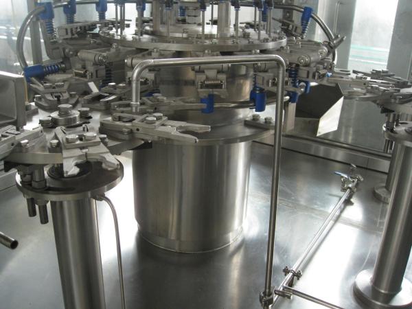 Automatic Rotary Type Water Bottle Filling Machine With 24 Filling Heads