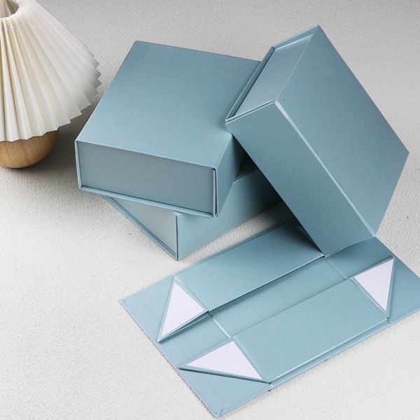 Magnetic Folding Packaging Box For Garments Shoes Wigs Cosmetics Jewellery