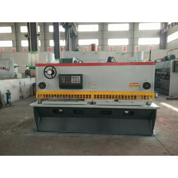 QC11Y Metal Sheet Shearing Machine 2500mm To 4000mm Hydraulic Guillotine Shearing Machine