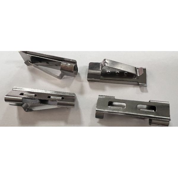 Клип для фотоэлектрического кабеля Солнечная панель Клип для кабеля Крантик аксессуары 90 градусов