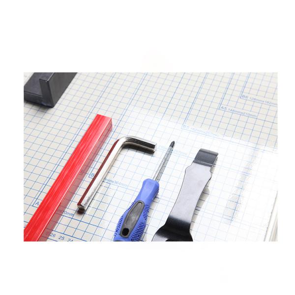 Cortar sem esforço papel grosso com o 868 A3 Heavy Duty Manual Guillotine Trimmer