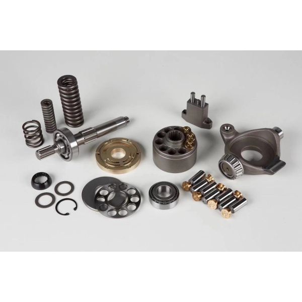 6144-61-1301 PC40 Excavator Water Pump For Komatsu Yellow