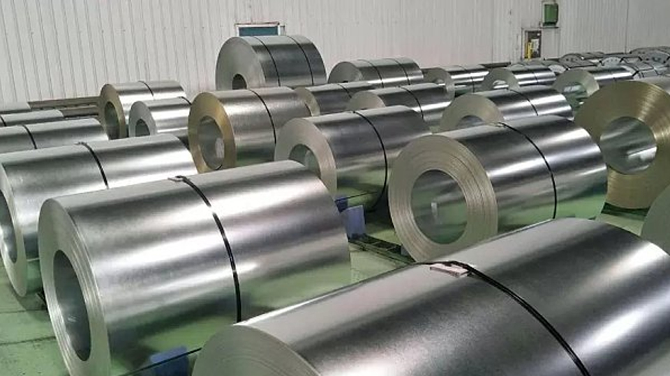 Sgcc G40 Легкая горячая оцинкованная стальная катушка горячее прокат регулярный шпекль толерантность 0,03 мм