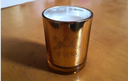 Decor & metal finish scented candle with vanilla  fragrance and  package of gift box