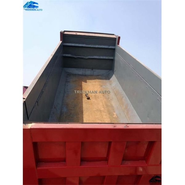 Yellow Used Heavy Duty Trucks With Repair Tool Box Transport Sand Stone