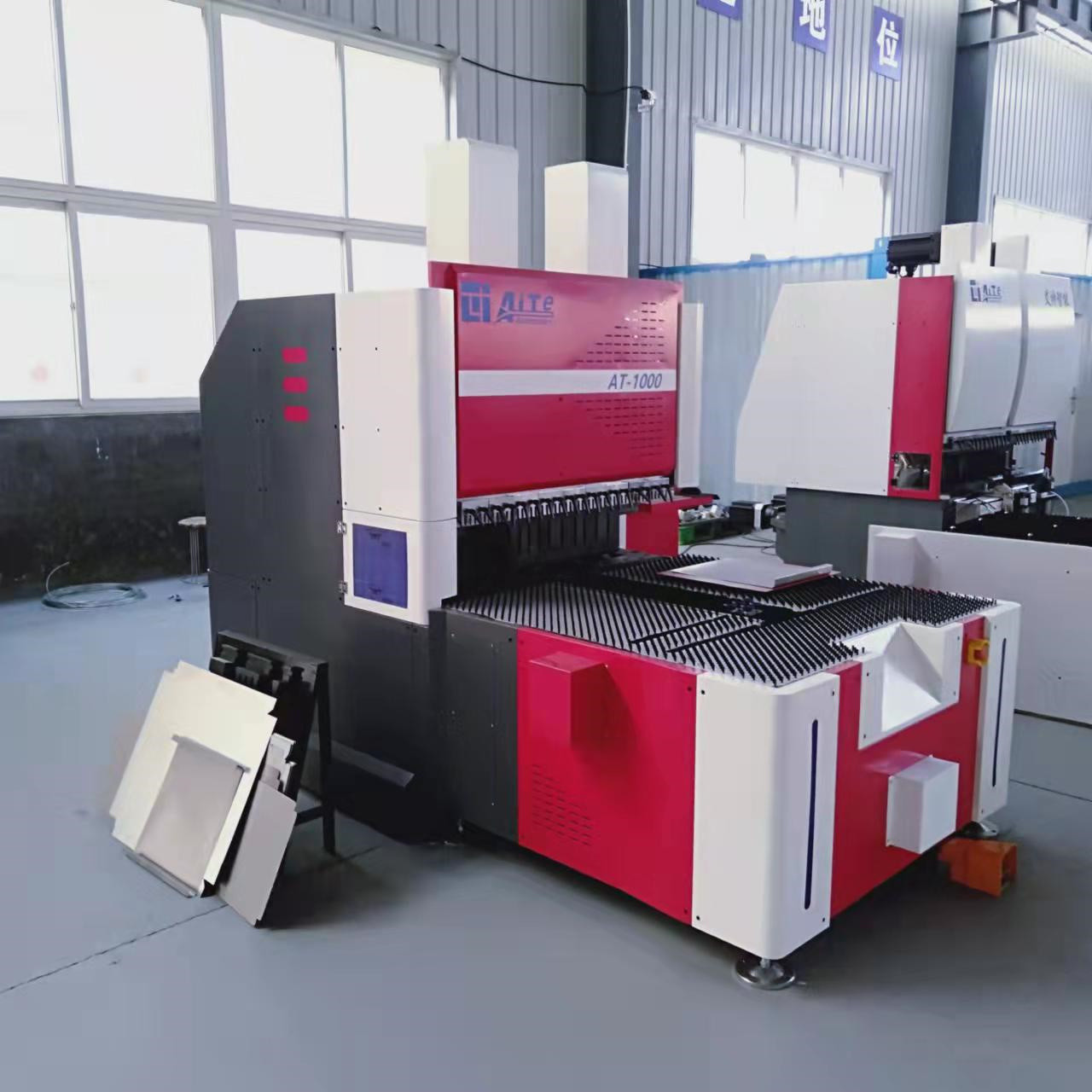 папка металлического листа Cnc гибочной машины металлического листа 1000mm 1400mm с чашкой Sucktion