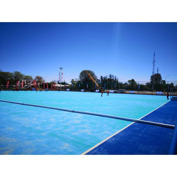 FIH Certified Hockey Artificial Turf with 14mm Pile Height and Water Spray for Consistent Play