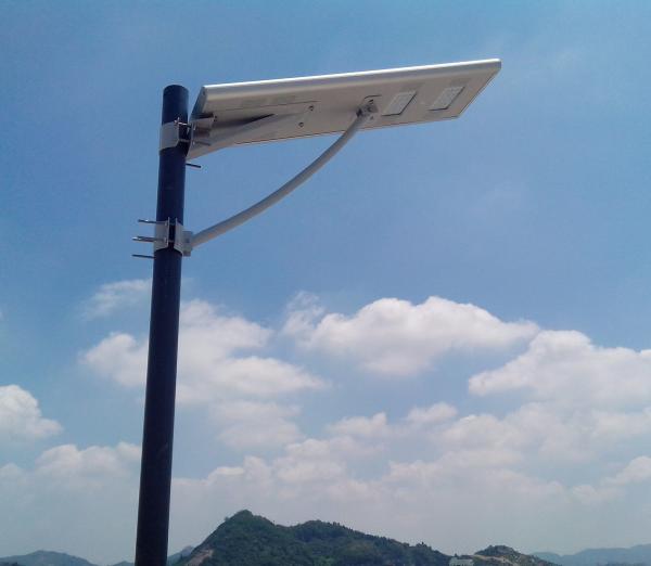 40W 50W 160Lm/W Outdoor Solar Street Lights