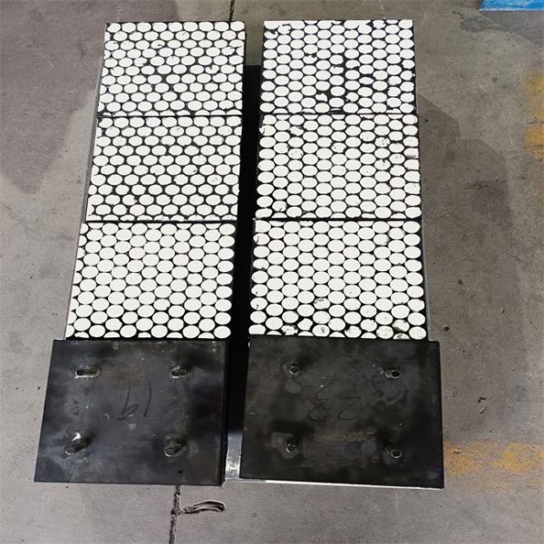 High Impact Resistance Ceramic Wear Liner Customized For Mining Chute