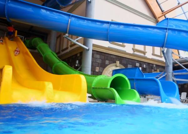 Exciting Adult Water Park Big Spiral Pool Slide For Commercial Water Park Equipment