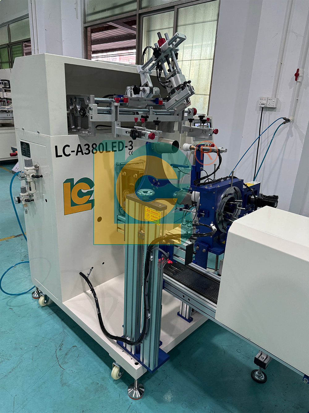 LC Automatic Three-Station Single-Color Cup Screen Printing Machine