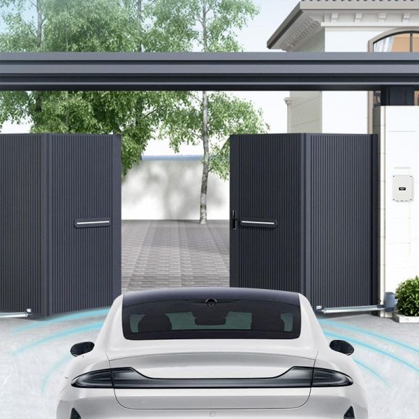 PK300DC Solar Panel Backup 300kg Capacity Swing Gate Opener with Remote Control >30m for Residential Use