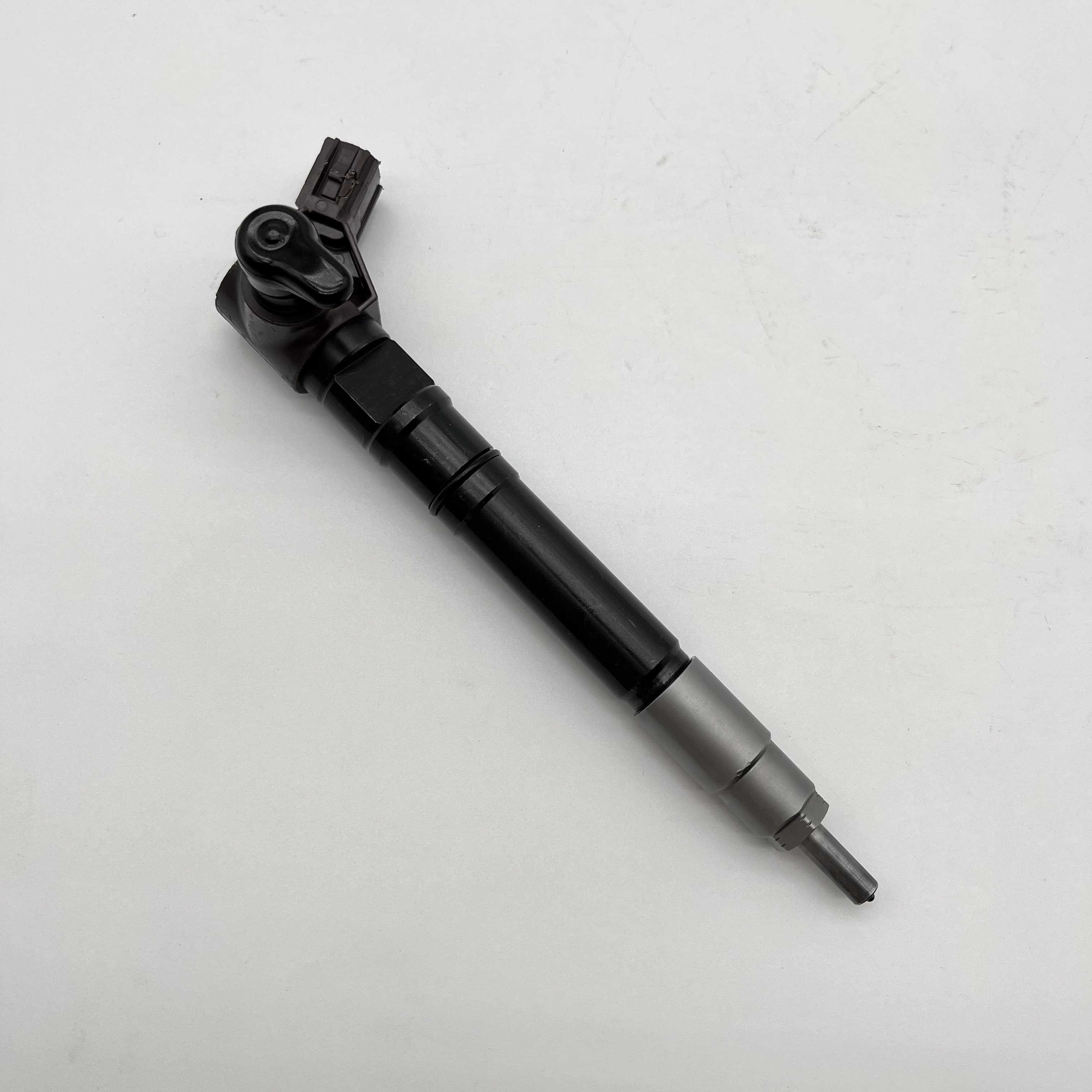 23670-09430 295700-0560DENSO Common Rail Fuel Injector 23670-09430 – Fit Toyota