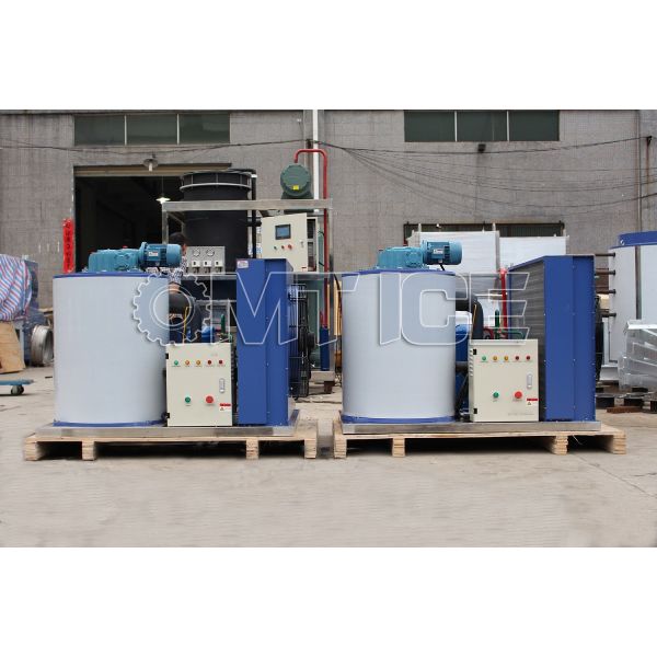 400kg Commercial Ice Flaker Machine With Ice Storage Bin And Siemens PLC Control System