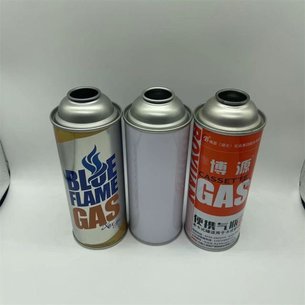 Un récipient à gaz butane à paroi droite avec un logo et un design personnalisés