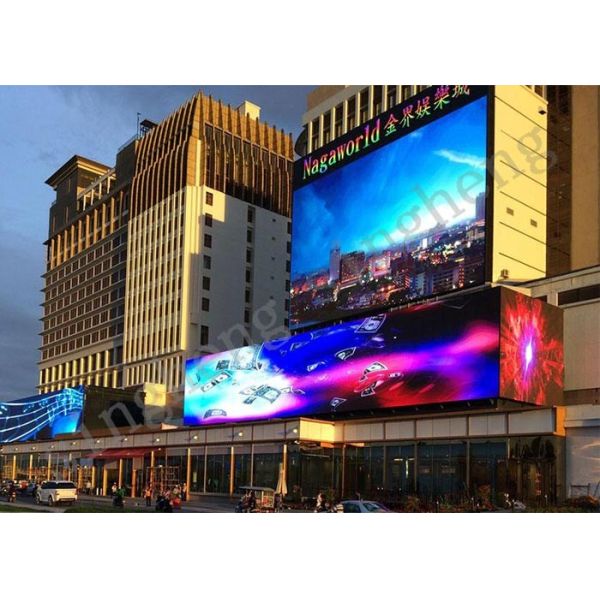 IP65 Dustproof LED Curtain Screen long Viewing Distance ≥20m P16 RoHS Compliant