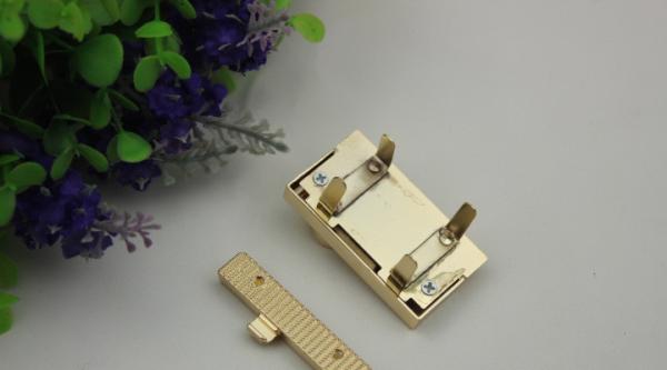 New fashion light gold zinc alloy metal bag hardware rectangle handbag turn lock