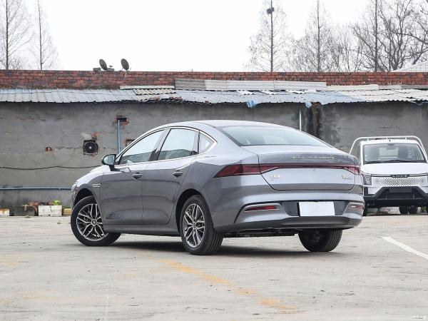 New Byd Qin Plus Car Ev 4 Door 5 Seater Sedan 420KM Long Range Electric Cars