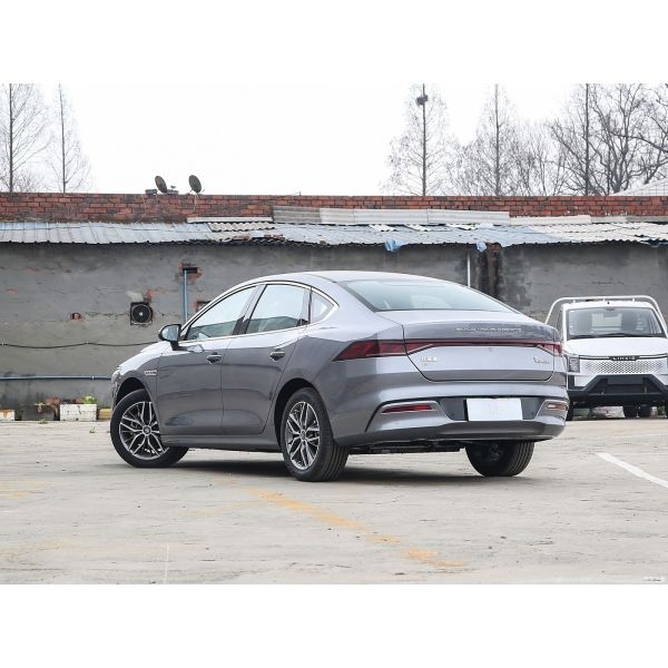 New Byd Qin Plus Car Ev 4 Door 5 Seater Sedan 420KM Long Range Electric Cars
