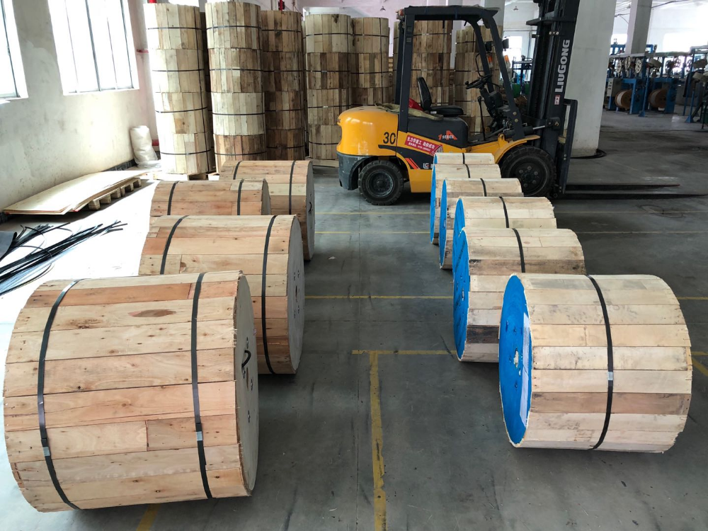 ISO Armored 6 Core Single Mode Outdoor Fiber Optic Cable GYTA