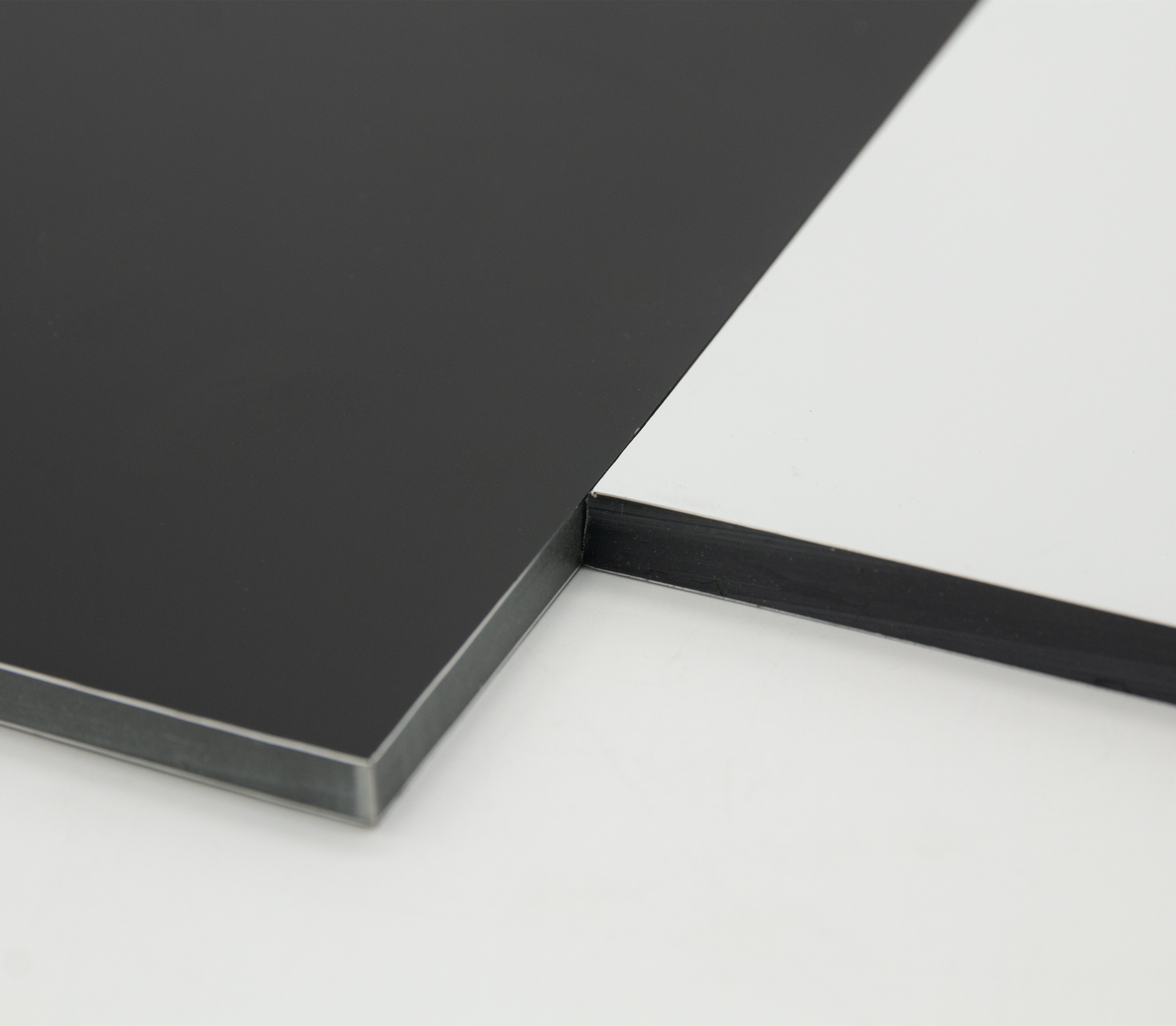 панель Polythylene PE 6mm алюминиевая составная для доск и дверей знаков