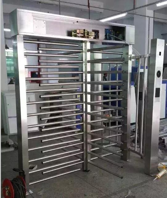 Турникета высоты читателя отпечатка пальцев OEM ворот Turnstyle входа полного двойной на открытом воздухе