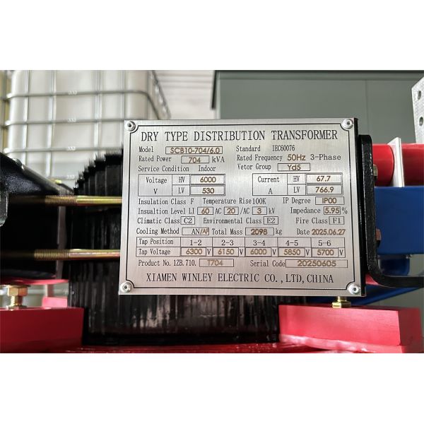 704KVA Cast Resin Dry Type Power Transformer 6KV To 0.5KV  Distribution Cast Coil Transformer