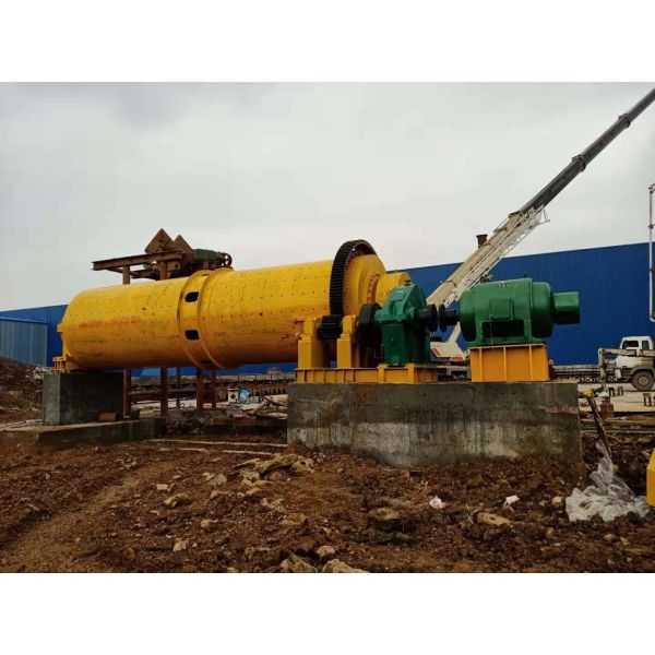 Vertical Slag Grinding Mill with PLC Automatic Control for High Grinding Efficiency and Customized Finished Size