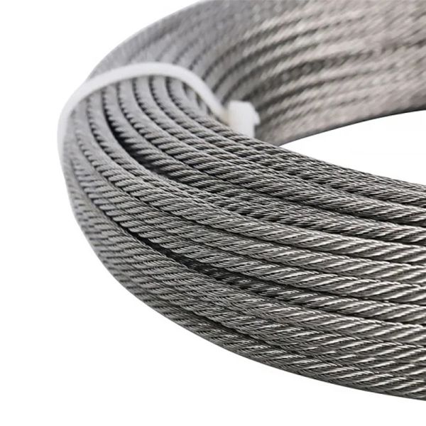 Corde en acier au carbone de qualité 4x31 8,3 mm galvanisée à chaud pour plateforme suspendue