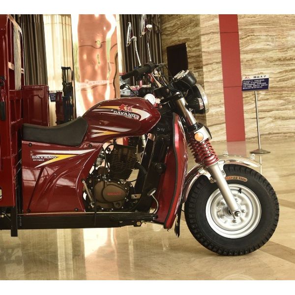 800 KGS DAYANG Triciclo de gasolina con motor Lifan de 200 cc y eje trasero semi flotante