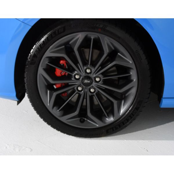 Линия 2022 ST EcoBoost 180 салона Fox Форда автоматическая 4 подержанный автомобиль нефти места двери 5