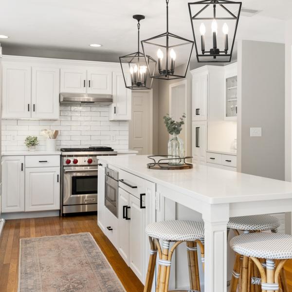 European Style Solid Wood Kitchen Cabinet Modern Raised Panel Kitchen Cabinets