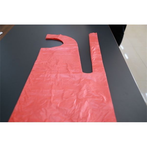 Red Waterproof Disposable PE Apron Medical / Food Industry Protection