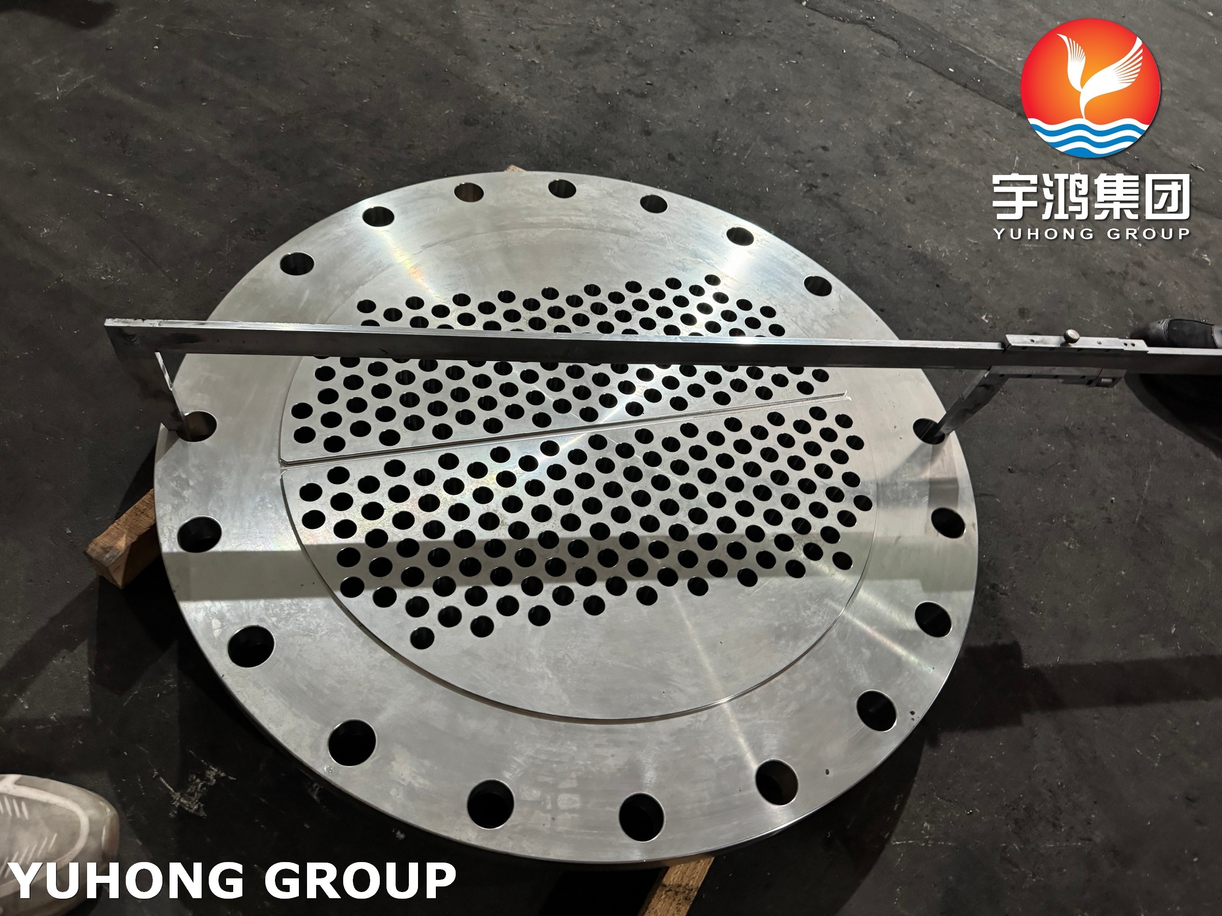 ASME SA240 304 Stainless Steel Tubesheet with Precision CNC Drilled Holes for Heat Exchanger Core Compliant with TEMA Standards