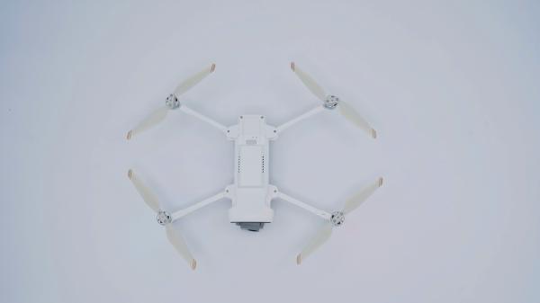 Industrial Thermal Solution: FOVA X8 Drone w/ 30.7° DFOV, 5m-∞ Focus, Medical Palette