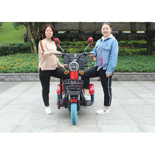 25 Miles 60V 32Ah Three Wheel Electric Mobility Scooters