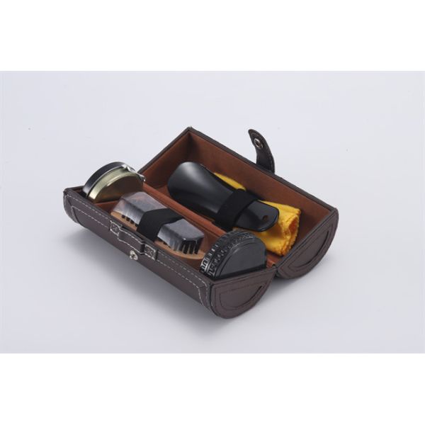 Shoe Shine Kit Men Shoe Polish Suit In PU Leather Case Premium Travel Cleanup Set OEM