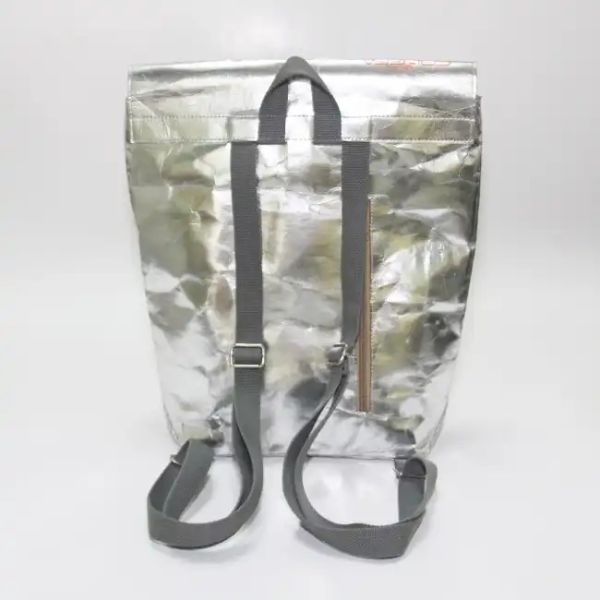 Custom Eco Waterproof Durable Metallic Washable Kraft Paper Bag Computer Craft Backpack