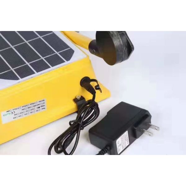 6000K CCT Multifunctional Solar Rechargeable LED Flood Light for Outdoor Work IP65/67
